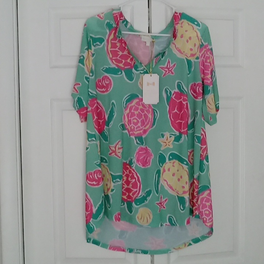 Nwt Simply Southern Tunic turtles small
